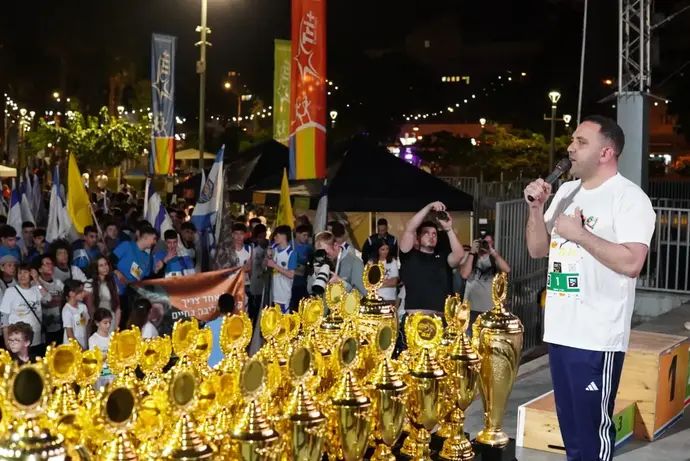 מירוץ הלילה של רחובות