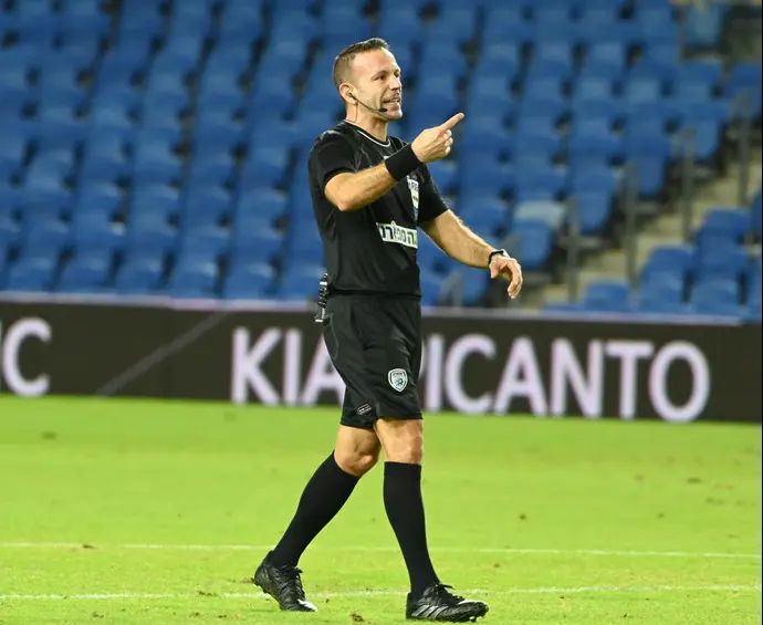 אוראל גרינפלד שופט כדורגל