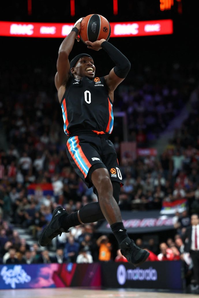 טי ג'יי שורטס פריז בסקטבול