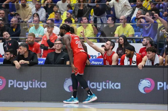 שחקן הפועל תל אביב פטריק בוורלי