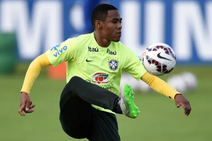 שחקן נבחרת ברזיל לשעבר, אליאס