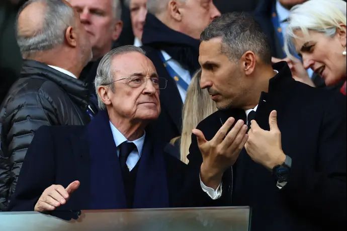 נשיא ריאל מדריד פלורנטינו פרס עם בעלי מנצ'סטר סיטי חלדון אל מובראק