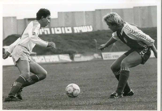 אליאור ברנס