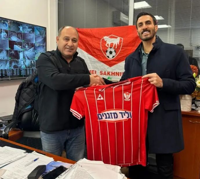 חאתם עבד אלחמיד, בני סכנין
