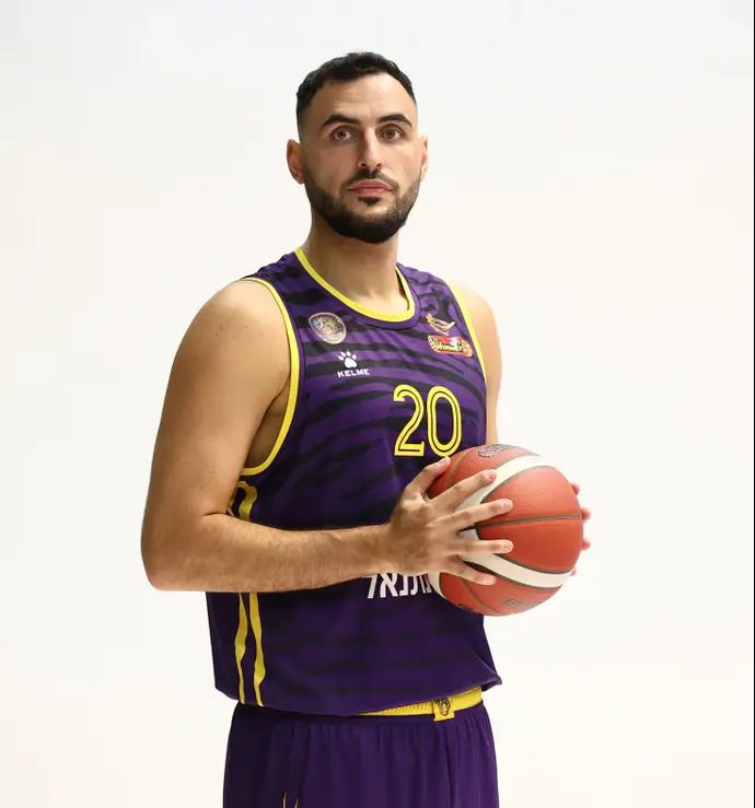 שחקן הפועל חולון, עידן זלמנסון