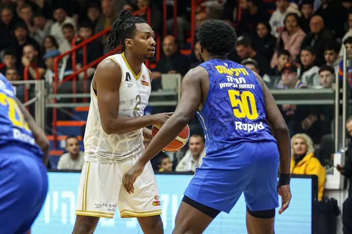 ג'סטין מאטס, הפועל עפולה מול מכבי תל אביב