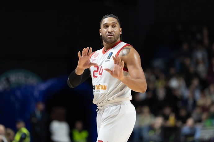 איש וויינרייט, הפועל תל אביב