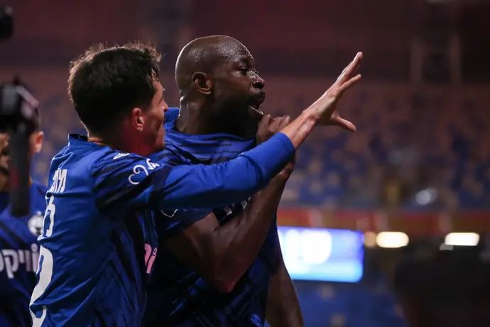 ארנולד גאריטה הפועל באר שבע חוגג