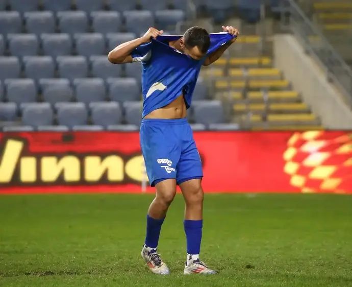 שחקן מכבי פתח תקוה, תמיר גלזר