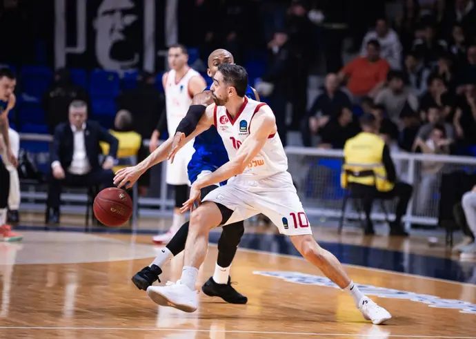 שחקן הפועל תל אביב בר טימור