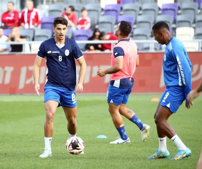 רועי הר, שחקן הפועל ניר רמת השרון