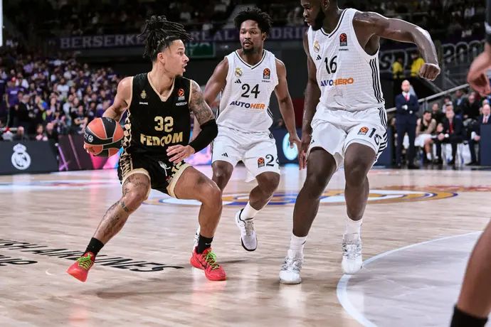 מתיו סטראזל שחקן מונאקו