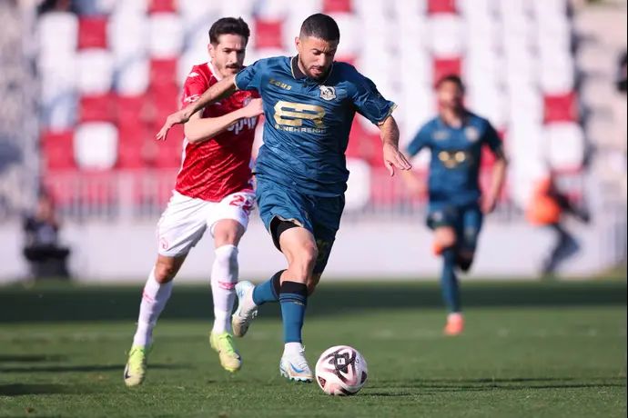 שחקן בני ריינה, מוחמד שכר, לפני שחקן הפועל באר שבע הלדר לופס