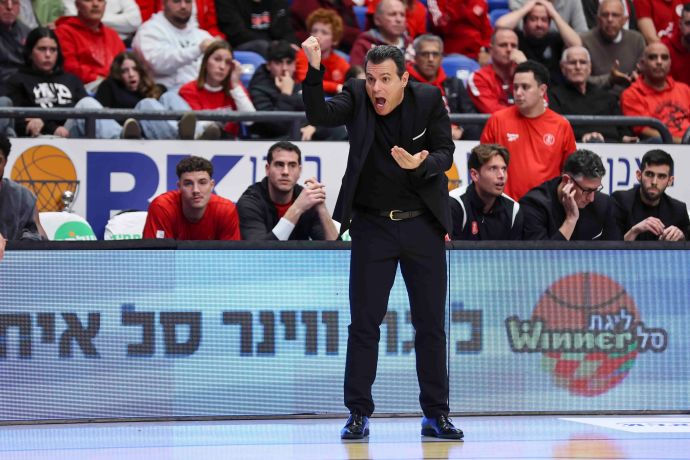 מאמן הפועל תל אביב דימיטריס איטודיס