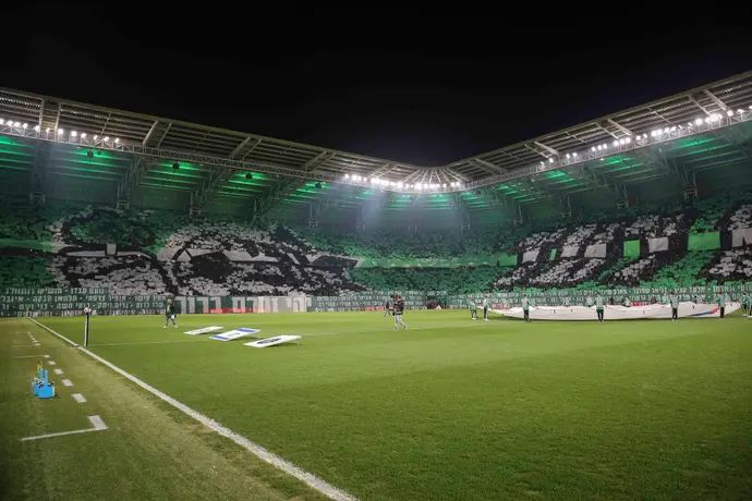 תפאורה אוהדי מכבי חיפה