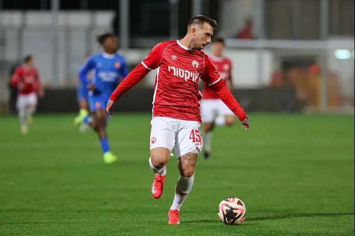 שחקן הפועל באר שבע, יורי מדיירוש