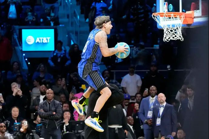 אלוף ההטבעות מאק מקלאנג