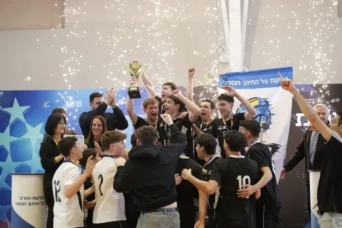 גמר תלמידים ליגת תיכוניים בכדורעף  - גלילי כפר סבא זוכות באליפות