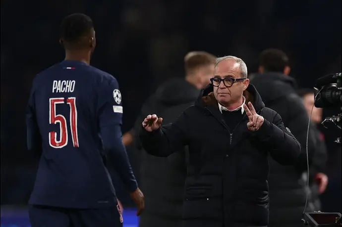 המנהל המקצועי של פריז סן ז'רמן לואיס קמפוס