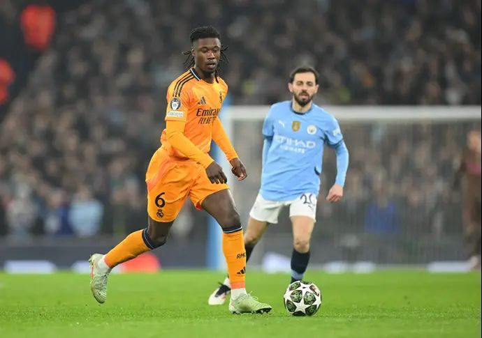 שחקן ריאל מדריד אדוארדו קמאבינגה