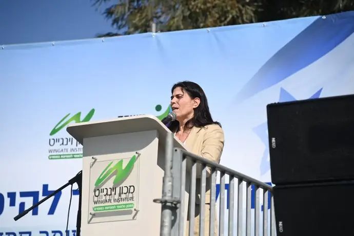 יעל ארד בטקס הנחת אבן הפינה לאולם הג'ודו החדש על שם עומר סמדג'ה ז