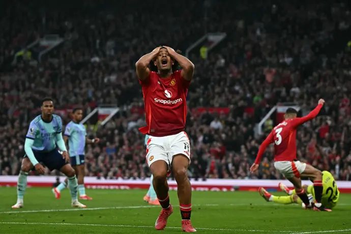 ג'ושוע זירקזי שחקן מנצ'סטר יונייטד