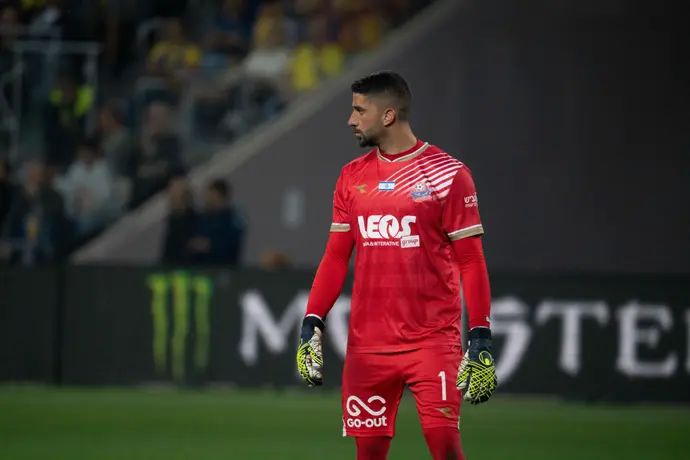 שוער הפועל חיפה, יואב ג'רפי