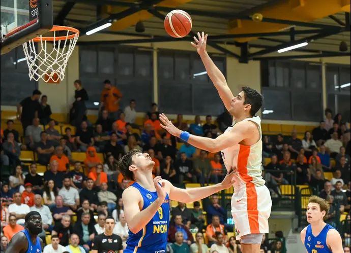 שחקן עירוני נס ציונה איתי שגב