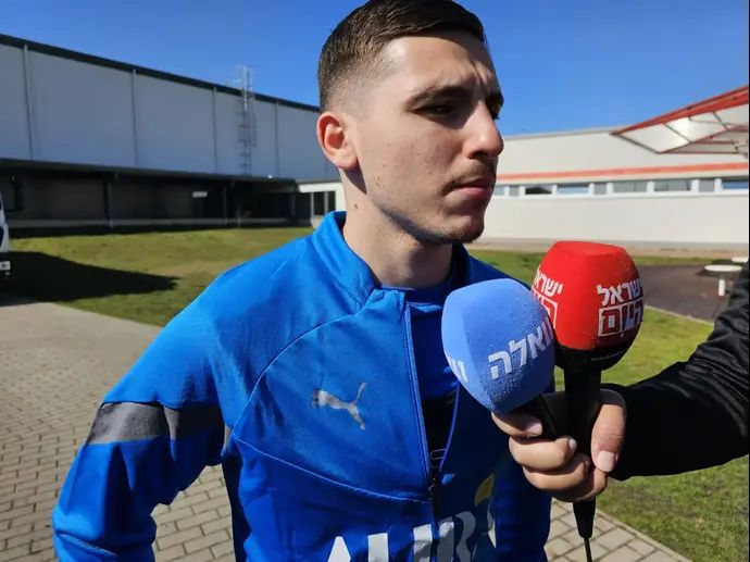 אוסקר גלוך, שחקן נבחרת ישראל