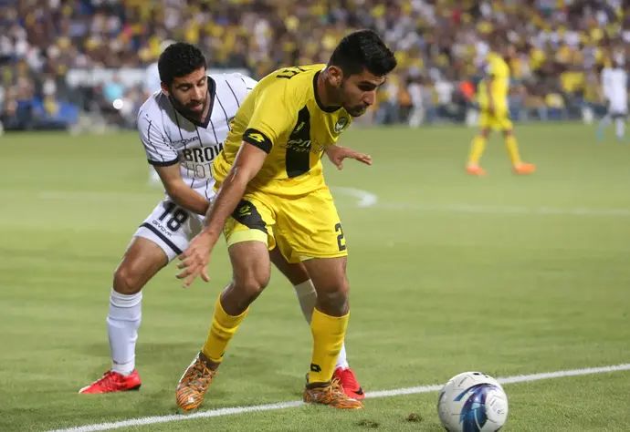 דודי תירם שחקן מכבי נתניה מול חן עזרא שחקן בית"ר ירושלים