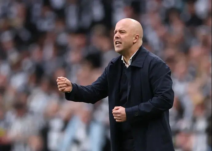 ארנה סלוט, מאמן ליברפול