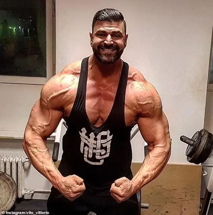 ויטוריו פירבזארי, מפתח הגוף הגרמני שהלך לעולמו