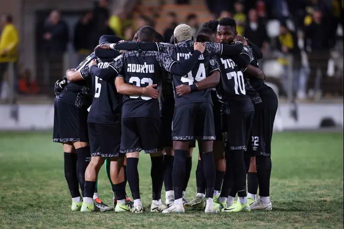 שחקני הפועל עכו