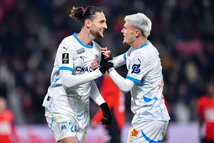 אדריאן ראביו חוגג עם קנטין מרלין, מארסיי