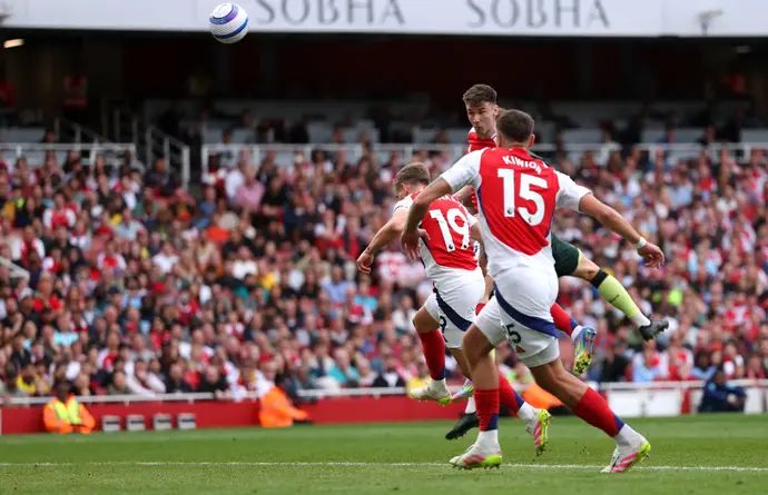 קירן טירני, ארסנל