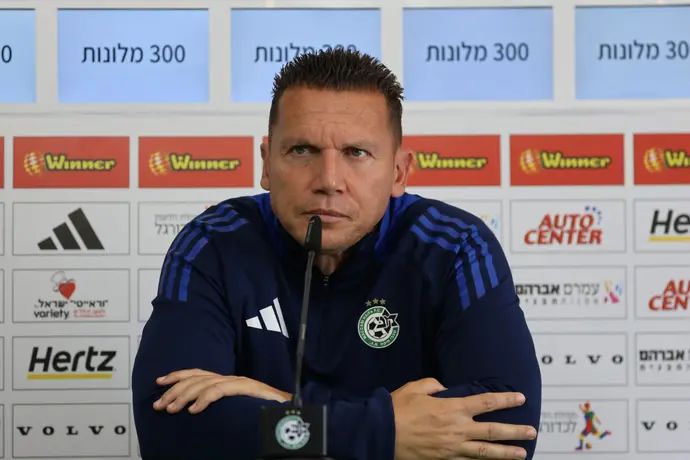 מאמן מכבי חיפה ברק בכר