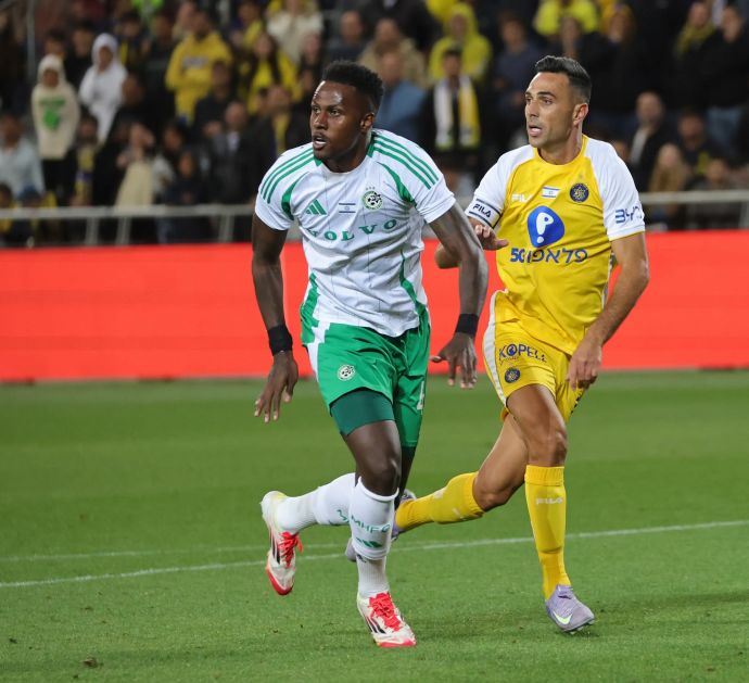 ערן זהבי שחקן מכבי תל אביב מול פדראו שחקן מכבי חיפה