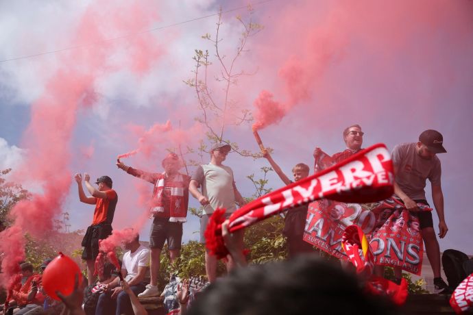 אוהדי ליברפול לקראת משחק האליפות