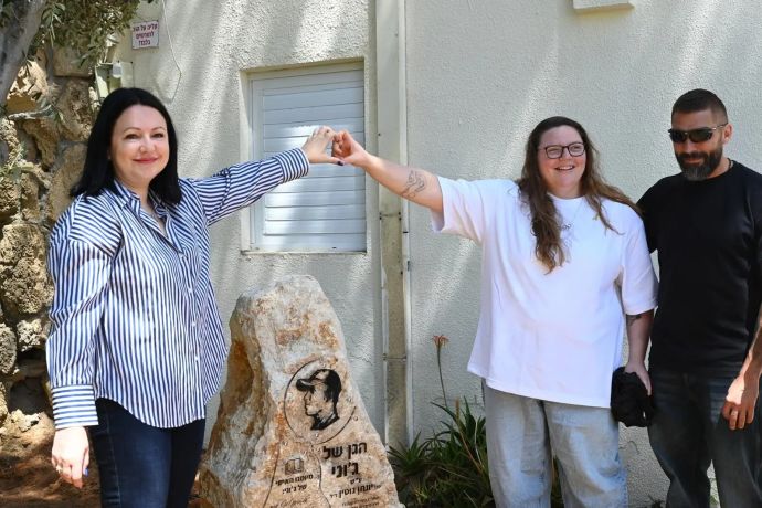 רז הרשקו בחנוכת פינת הנצחה לסגן יונתן גוטין ז"ל