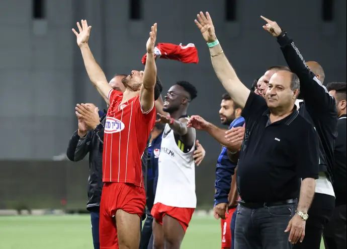 בני סכנין חוגגת הישארות בליגת העל