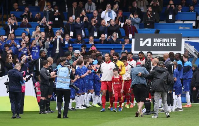 מסדר הכבוד של שחקני צ'לסי לשחקני ליברפול