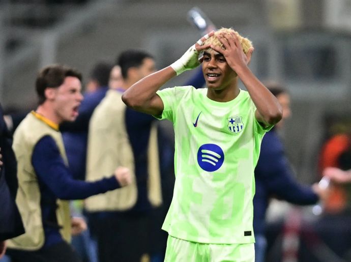 שחקן ברצלונה לאמין ימאל