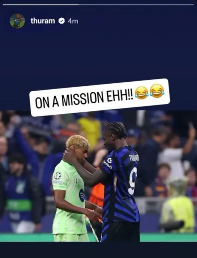 חלוץ אינטר מרכוס תוראם מקניט את לאמין ימאל, שחקן ברצלונה