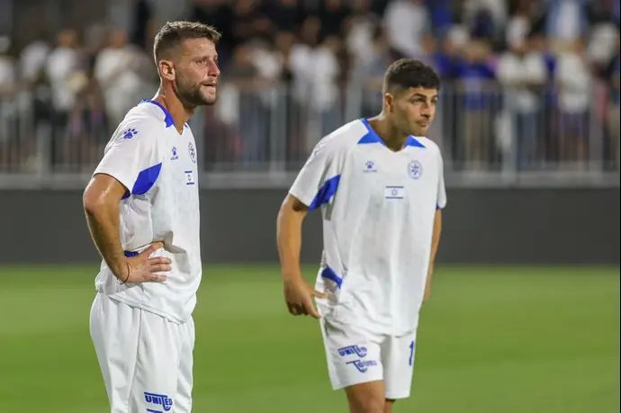 עדן שמיר שחקן מכבי פתח תקוה לאחר ירידת הליגה