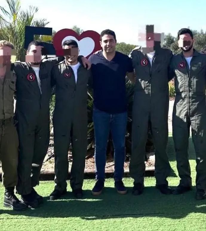 יהב יולזרי והמילואימניקים