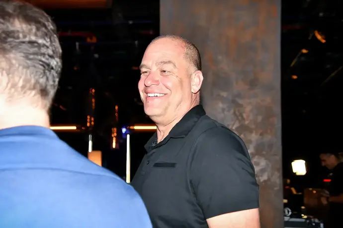 נדב הנפלד כדורסלן עבר
