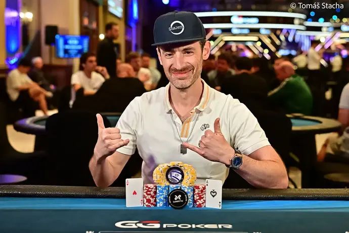 אירוע שלם פוקר