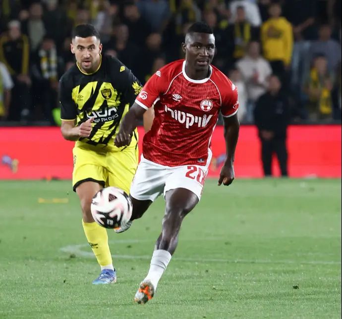 קינגס קאנגווה, הפועל באר שבע לצד גיל כהן, בית"ר ירושלים