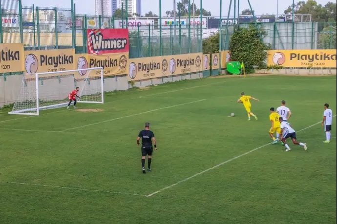 משחק הוקרה בנתניה למאמן סשה פלדמן