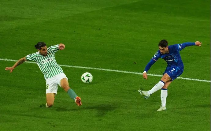 פדרו נטו, שחקן צ'לסי